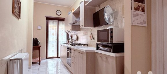 4 bedrooms Apartment in Rome, Italy No. 295126 14