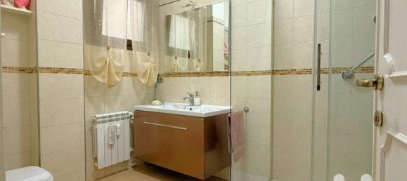 4 bedrooms Apartment in Rome, Italy No. 295126 29