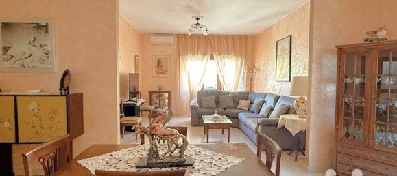 4 bedrooms Apartment in Rome, Italy No. 295126 6