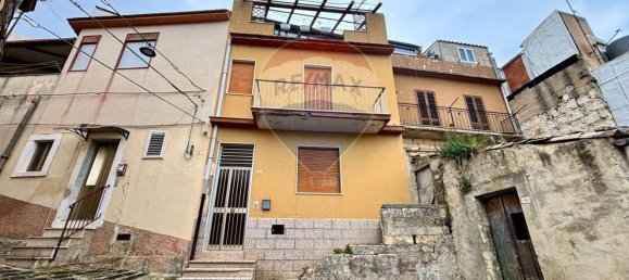 4-salle Maison à Giarratana, Italy No. 227698 23