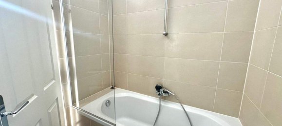 2 rooms Apartment in Rudolfsheim-Funfhaus, Austria No. 204477 10