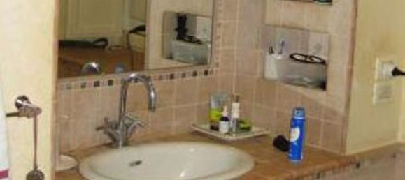 12 rooms House in Montegiorgio, Italy No. 101392 4