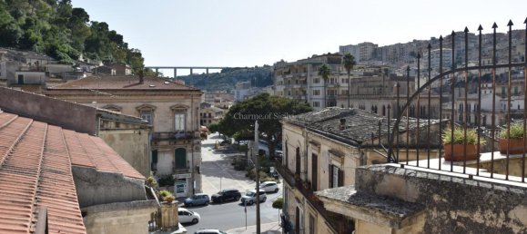 8 rooms House in Modica, Italy No. 230650 5
