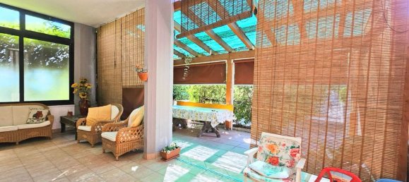 3 bedrooms Apartment in Comacchio, Italy No. 372763 17