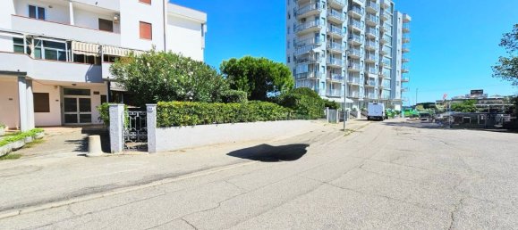 3 bedrooms Apartment in Comacchio, Italy No. 372763 27