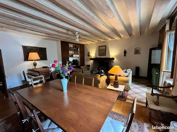 6 bedrooms House in Arbois, France No. 312050