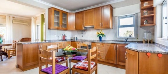 4 bedrooms House in Portimao, Portugal No. 85270 10