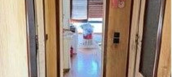 2-salle Appartement à Usmate Velate, Italy No. 7697 7