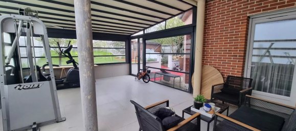 Casa de 9 dormitorios en Amilly, France No. 92838 10