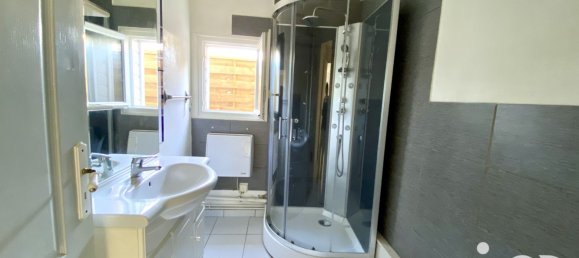 4 Schlafzimmer Haus in Marennes, France, Nr. 96119 8