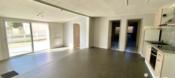 4 Schlafzimmer Haus in Marennes, France, Nr. 96119 3