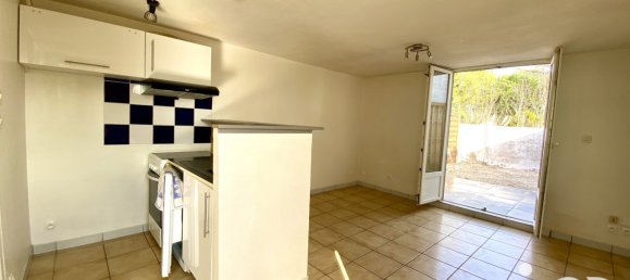 4 Schlafzimmer Haus in Marennes, France, Nr. 96119 17