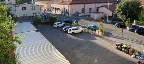 4 bedrooms Apartment in Prato, Italy No. 371933 17