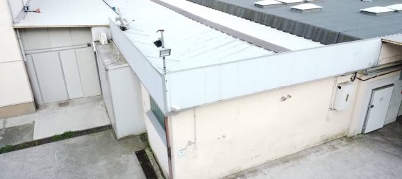 Entrepôt à Bonate Sopra, Italy 250m² No. 282164 2