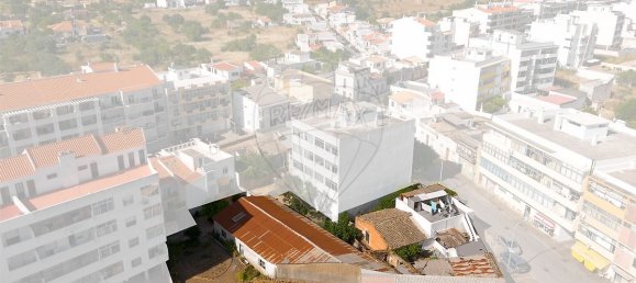 2 bedrooms House in Loule, Portugal No. 24558 7