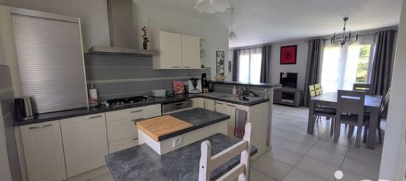 5 bedrooms House in Chaniers, France No. 287592 6