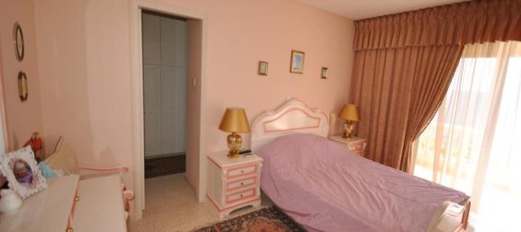 5 bedrooms Villa in Paphos, Cyprus No. 10539 10