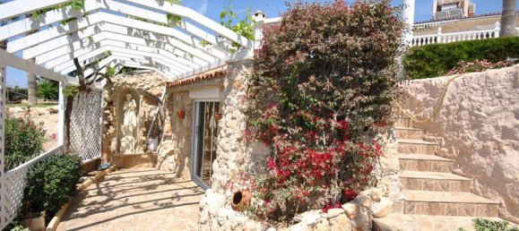 5 bedrooms Villa in Paphos, Cyprus No. 10539 24