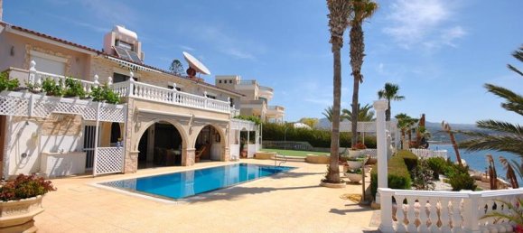 5 bedrooms Villa in Paphos, Cyprus No. 10539 17