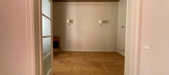 3 bedrooms Apartment in Florence, Italy No. 345622 18