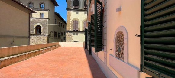 3 bedrooms Apartment in Florence, Italy No. 345622 15