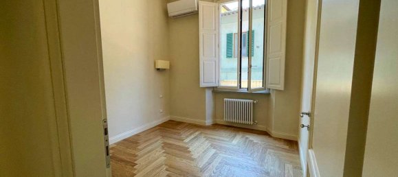 3 bedrooms Apartment in Florence, Italy No. 345622 12