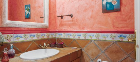 5 bedrooms Villa in Cadiz, Spain No. 188455 17