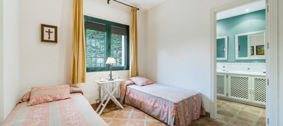 5 bedrooms Villa in Cadiz, Spain No. 188455 18