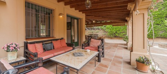 5 bedrooms Villa in Cadiz, Spain No. 188455 4