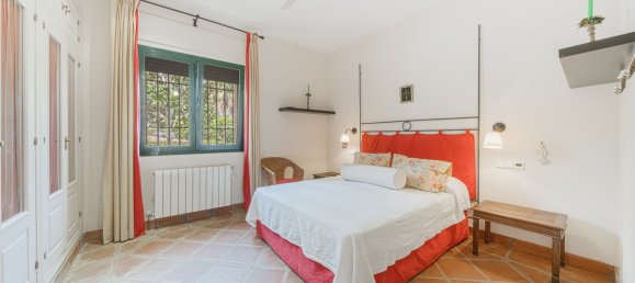 5 bedrooms Villa in Cadiz, Spain No. 188455 11