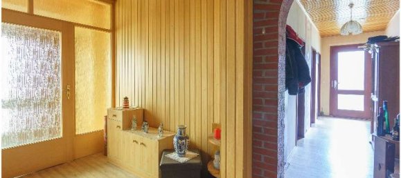 10 rooms Townhouse in Leer, Germany No. 155458 4