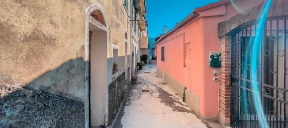 Квартира с 4 комнатами в Вернацца, Италия № 32077 2