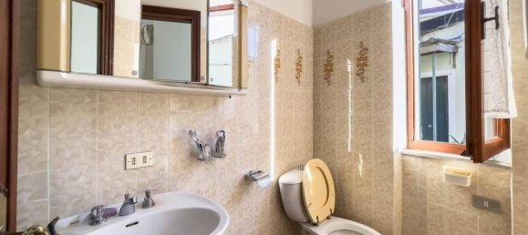 Квартира с 4 комнатами в Вернацца, Италия № 32077 23