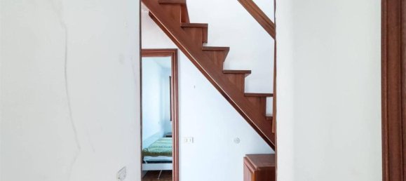 Квартира с 4 комнатами в Вернацца, Италия № 32077 10