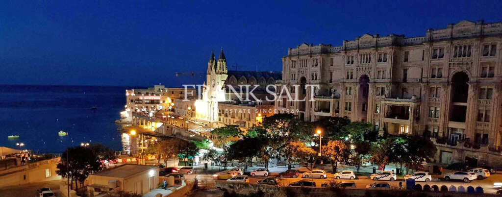 3 bedrooms Apartment in Saint Julian's, Malta No. 4335