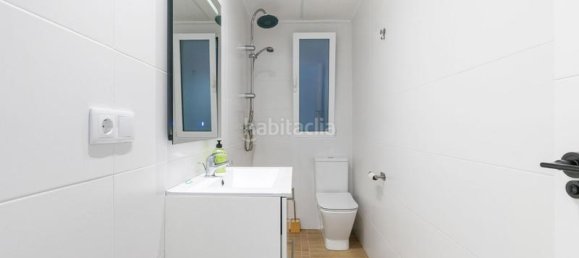 Apartamento de 4 dormitorios en Torrevieja, Spain No. 81961 11