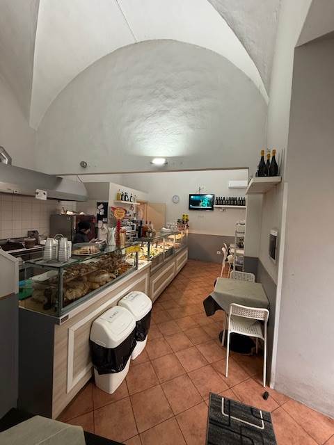 2-Zimmer Gewerbliche Immobilie in Pistoia, Italy, Nr. 40039