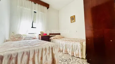 3 bedrooms Apartment in Cordoba, Spain No. 204229