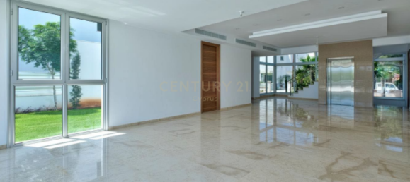 6 bedrooms Villa in Germasogeia, Cyprus No. 3874 7