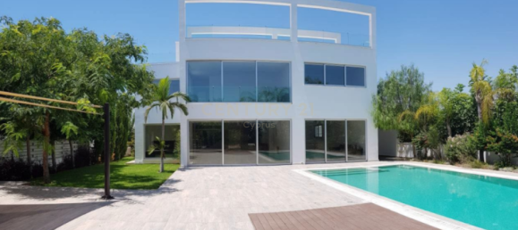 6 bedrooms Villa in Germasogeia, Cyprus No. 3874 4