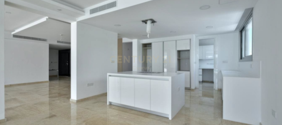 6 bedrooms Villa in Germasogeia, Cyprus No. 3874 6