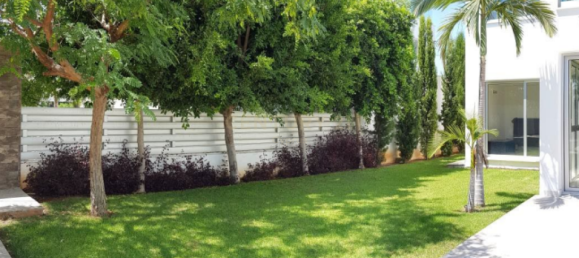 6 bedrooms Villa in Germasogeia, Cyprus No. 3874 15