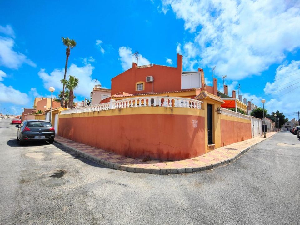 Moradia em banda T3 em Torrevieja, Spain N.º 190747