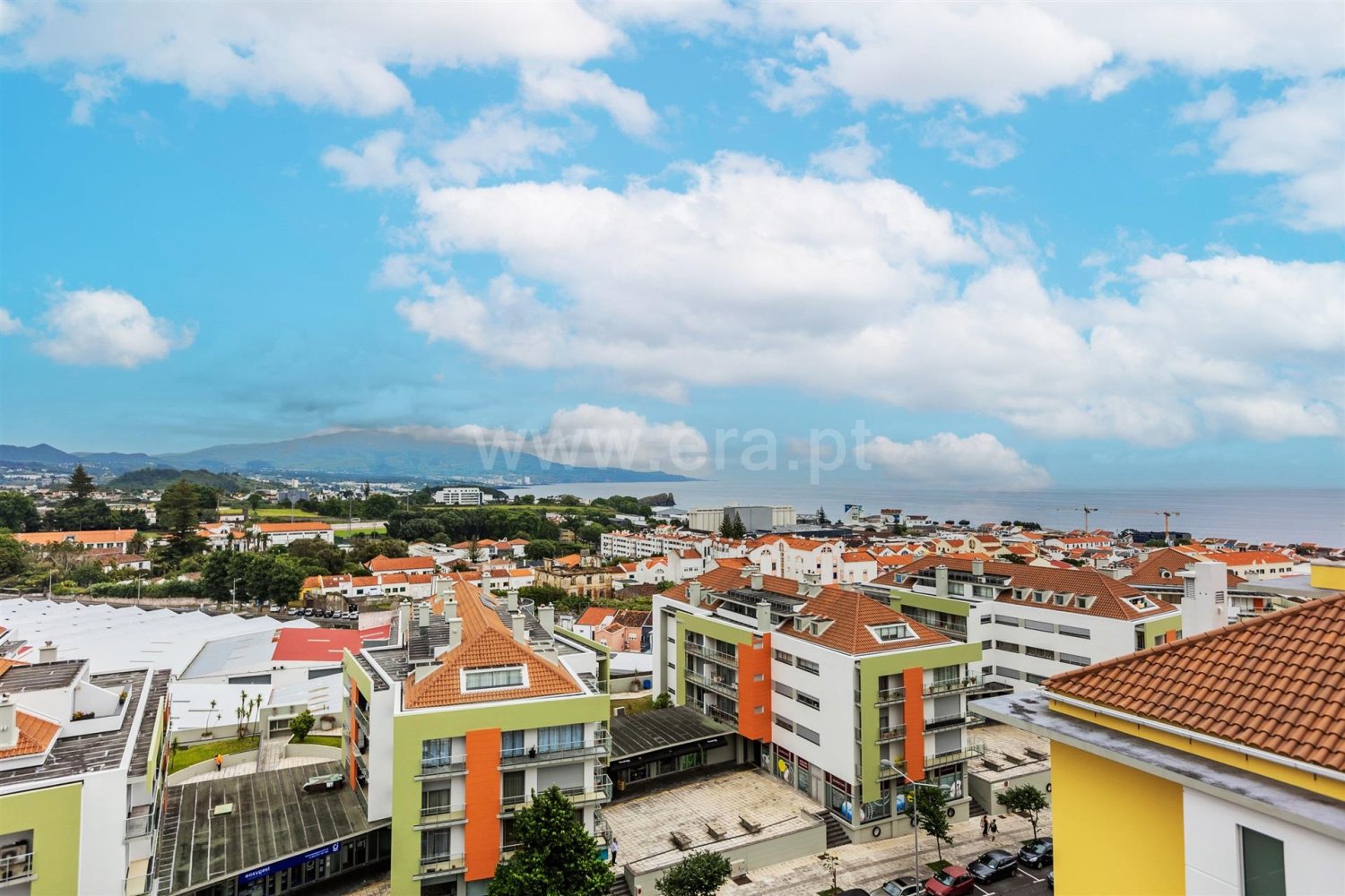 4 bedrooms Duplex in Ponta Delgada, Portugal No. 224769
