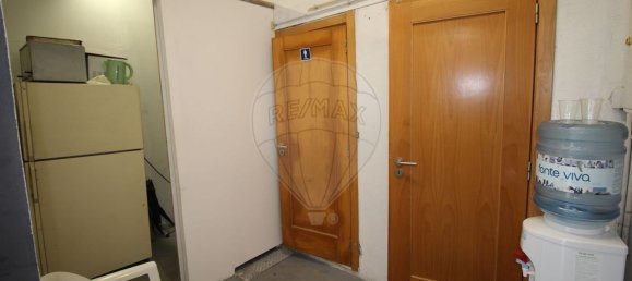 Armazém em Rio de Mouro, Portugal 414 m² N.º 81883 19