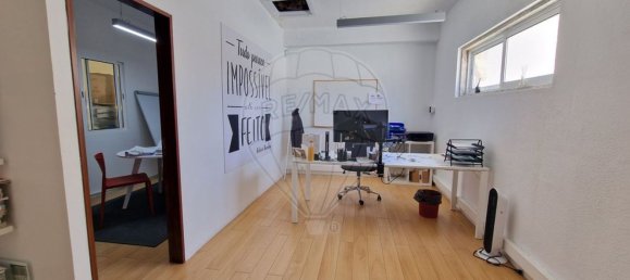 Armazém em Rio de Mouro, Portugal 414 m² N.º 81883 11