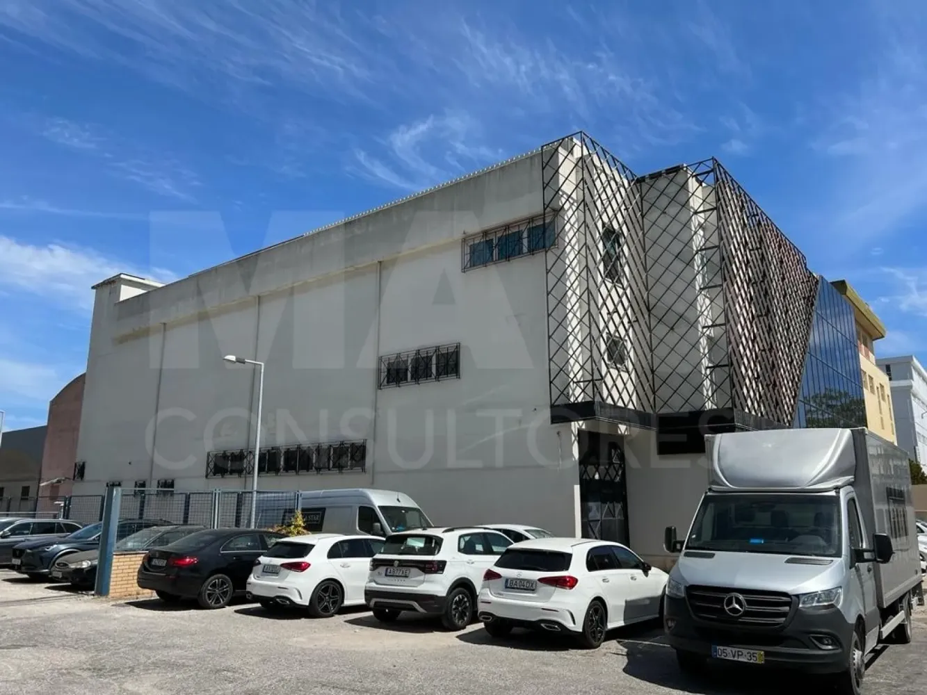 Armazém em Loures, Portugal 4830 m² N.º 85321
