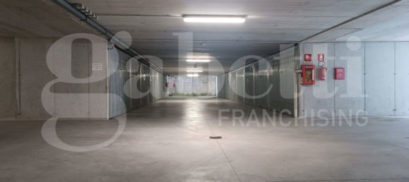 15m² Garage in Milan, Italy No. 277740 4