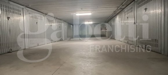 15m² Garage in Milan, Italy No. 277740 8