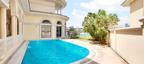 5 bedrooms Villa in Palm Jumeirah, UAE No. 119878 2